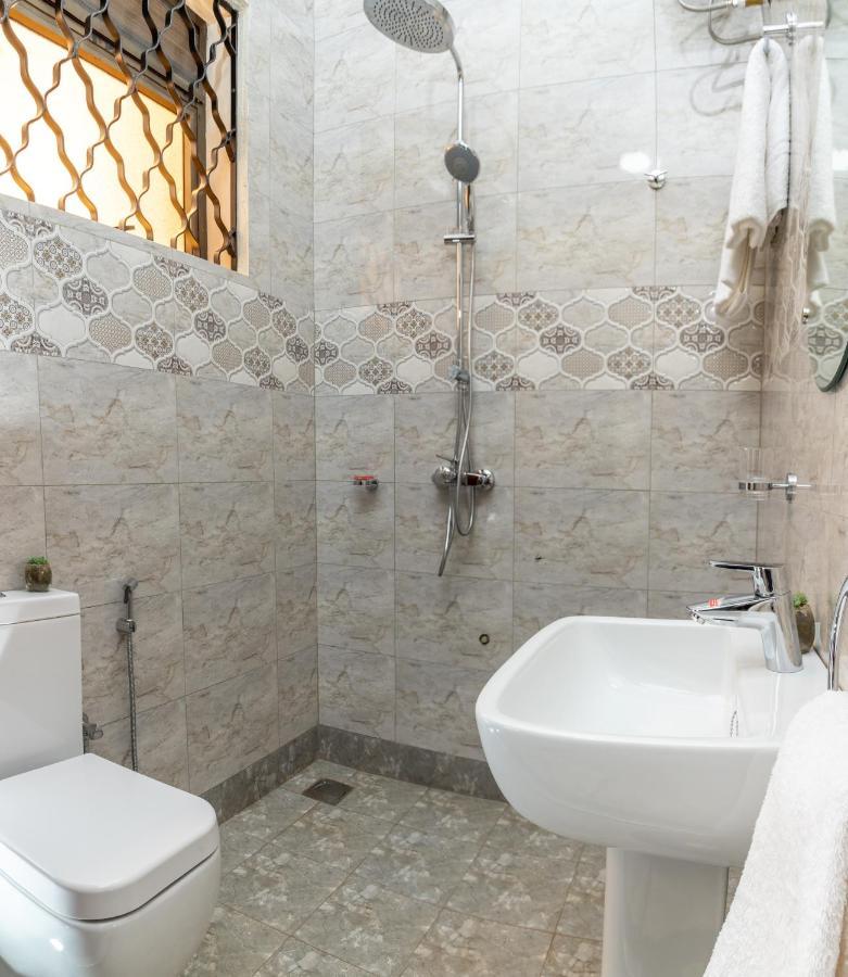 Fred And Winnie Bnb Kampala Dış mekan fotoğraf